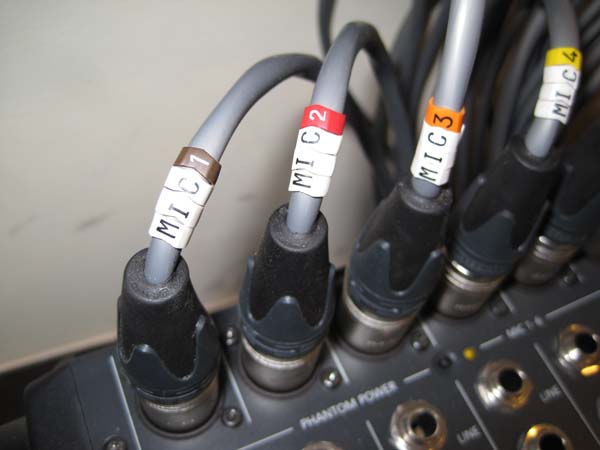Cable Marker or EC-1 type cable marker is used